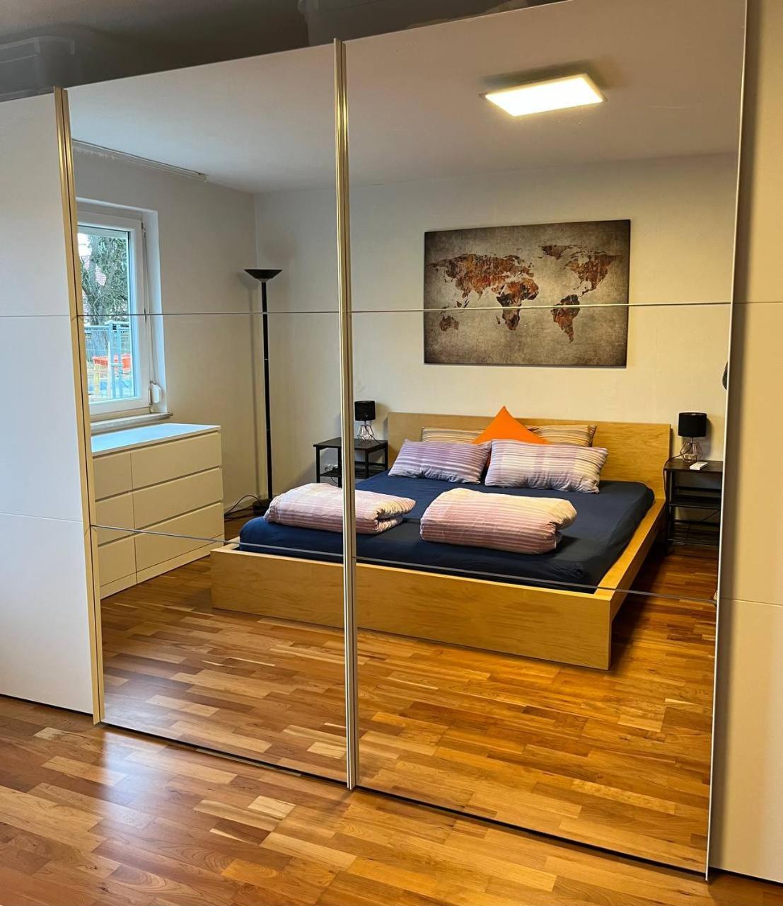 Gemuetliche 3 Zimmer Wohnung Mit Grosszuegiger Terrasse Im Gruenen Reutlingen Exterior photo
